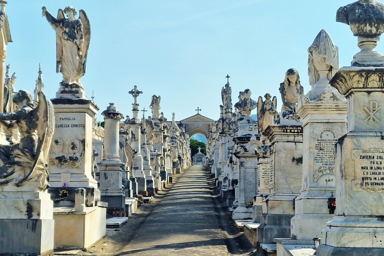 ../uploaded_files/attachments/202503091741543078/cimitero_di_lavagna.jpg