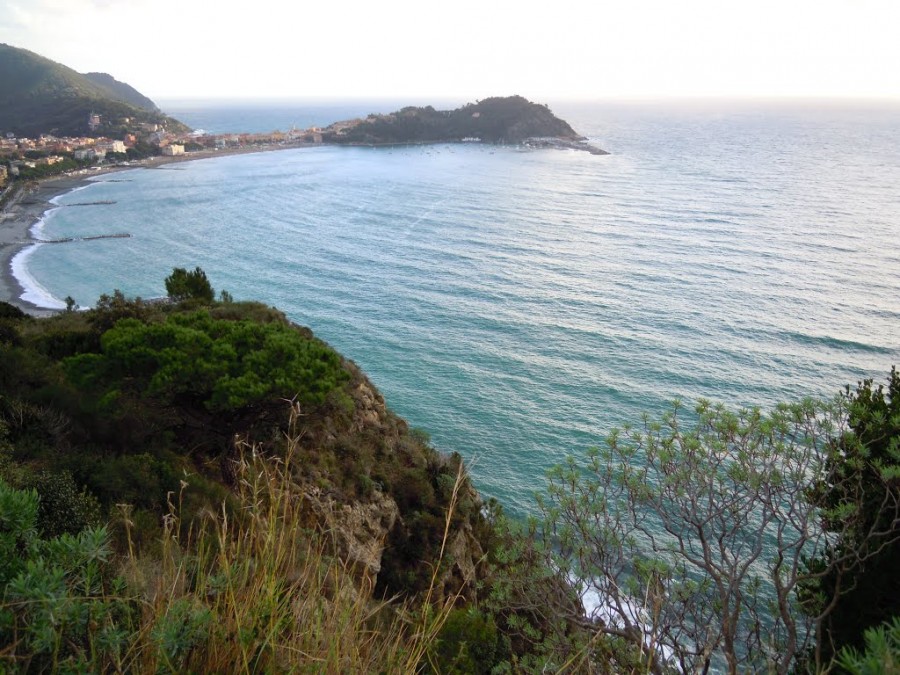 Panorama di Sestri Levante (foto Panoramio)