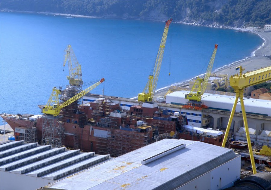 Cantieri Navali (foto Panoramio)